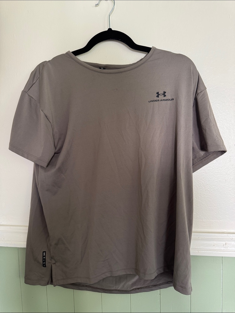 Under Armour Women's Short Sleeve Performance Tee - Taupe